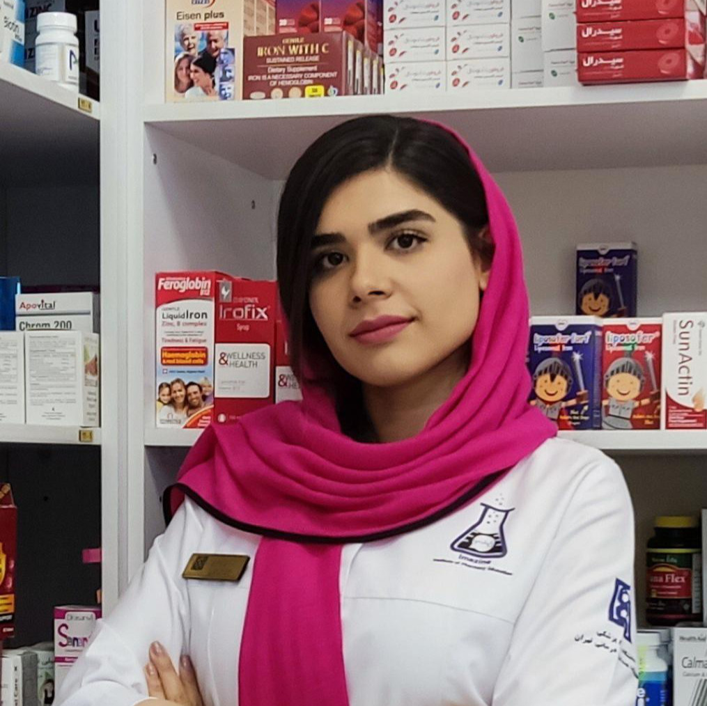 دکتر سیده آذین میرمطهری | مدرس شیمی دارویی