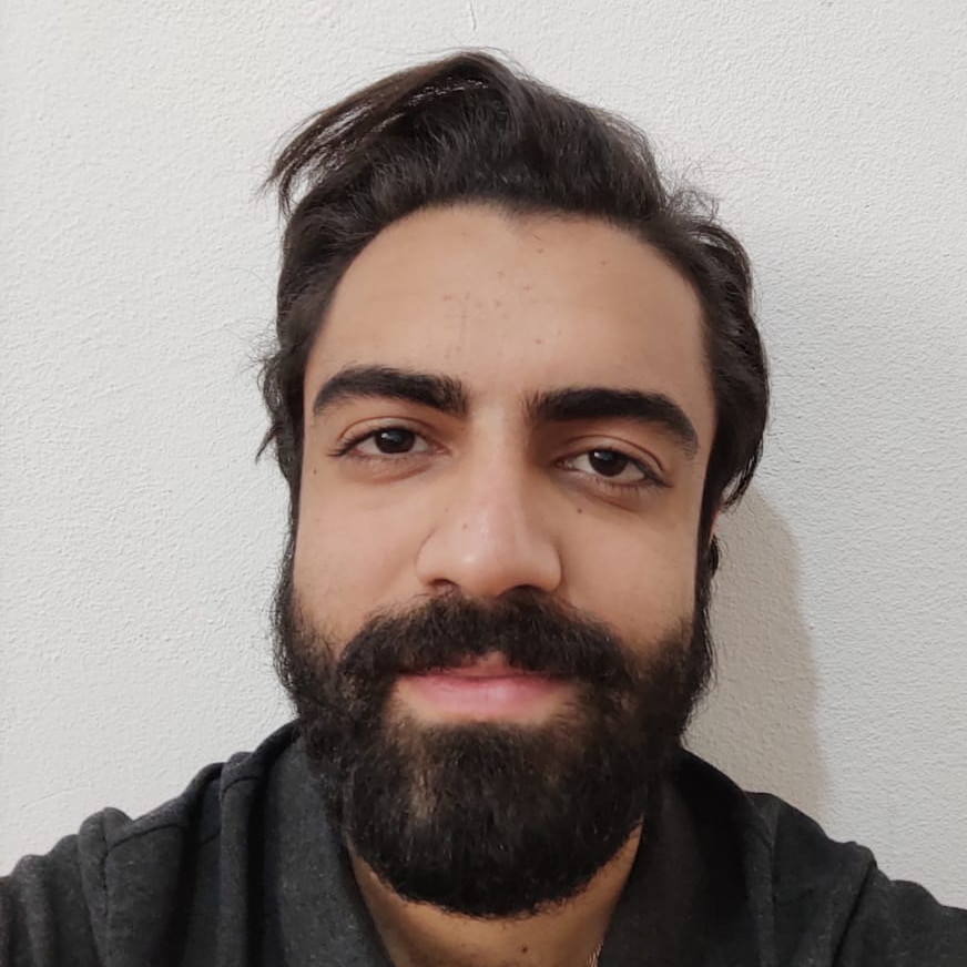 محسن اسفندیار