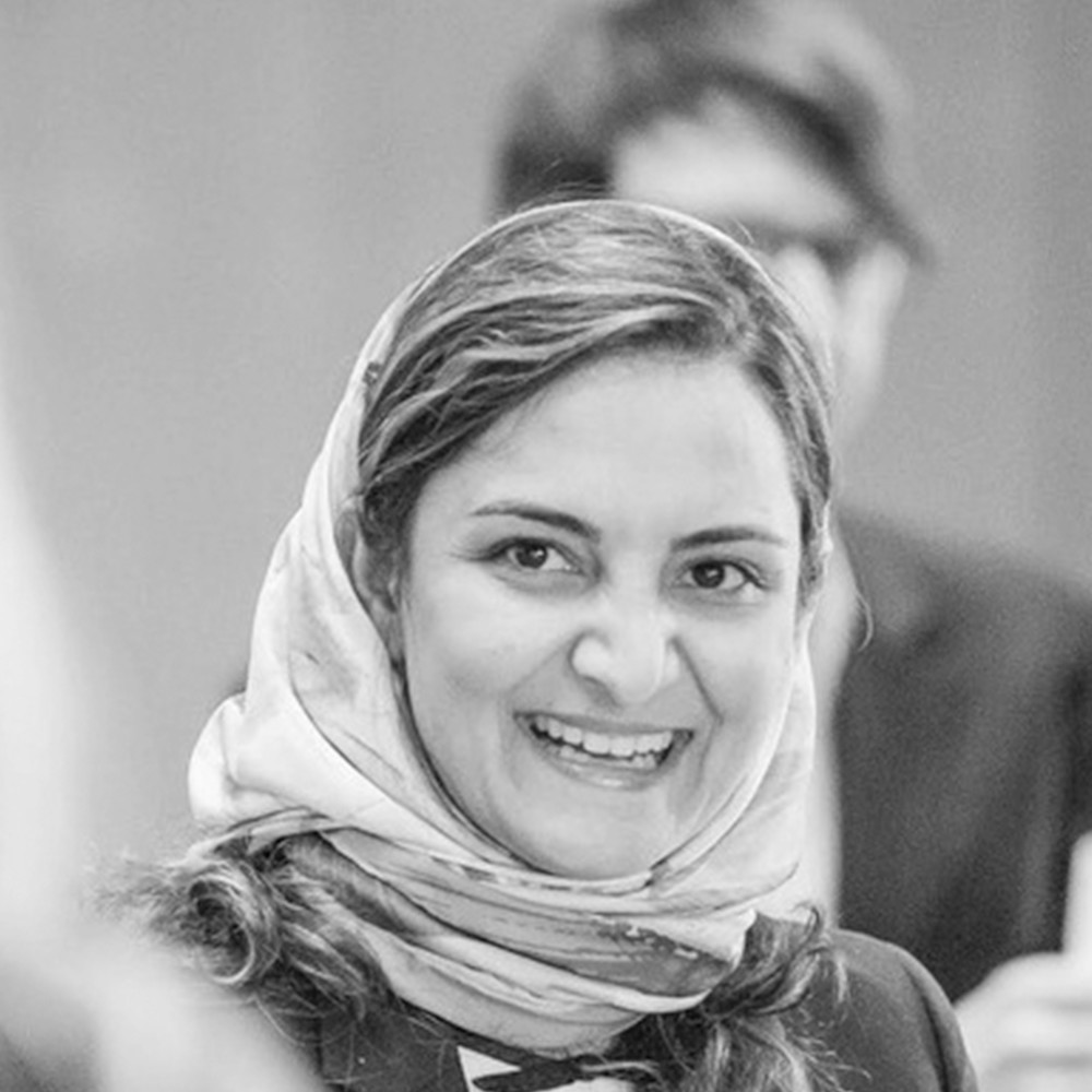 نازنین دانشور