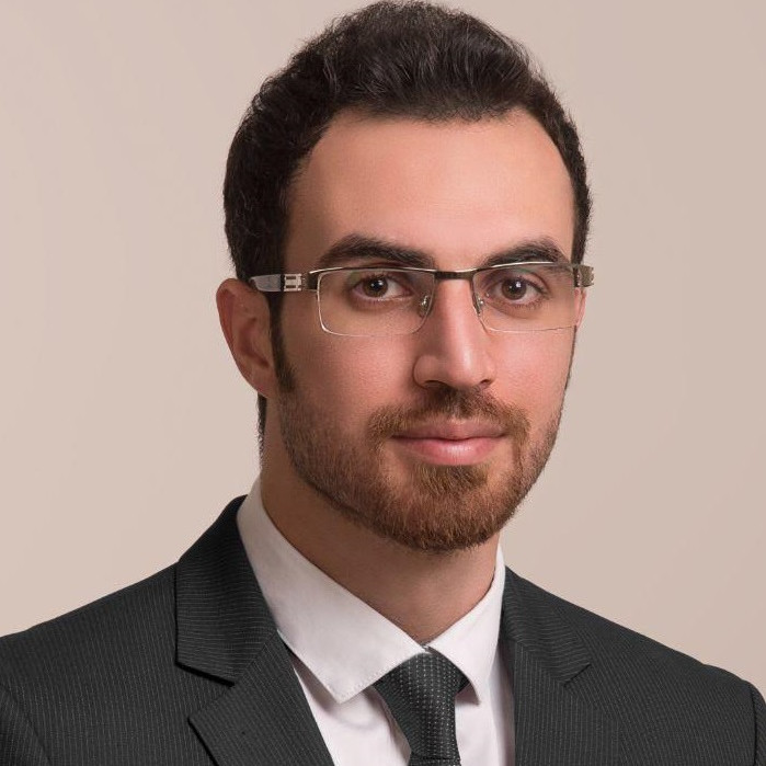 دکتر دامون اشتری