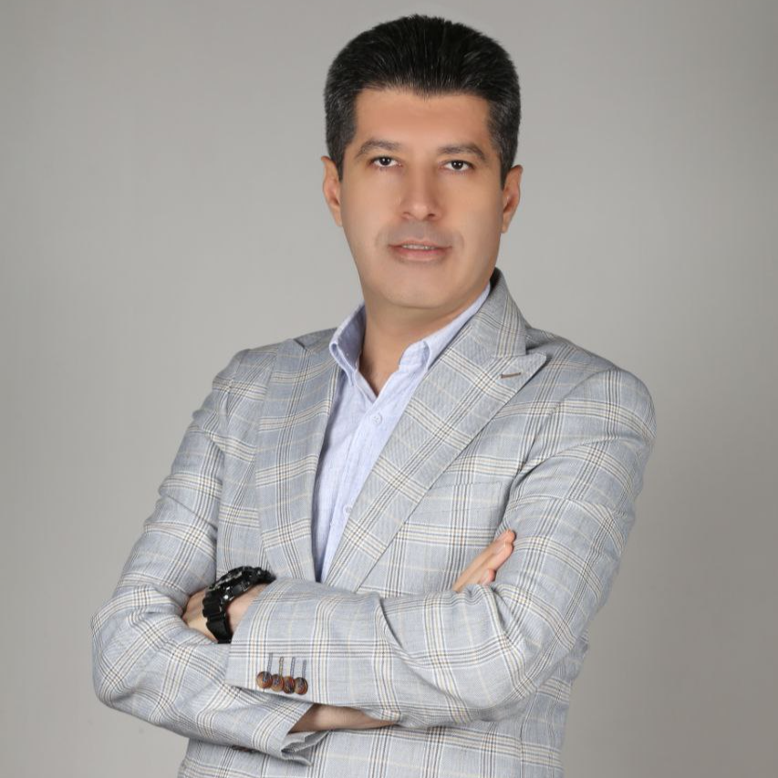 دکتر احمد آخوندی
