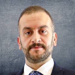 یاسر نثاری