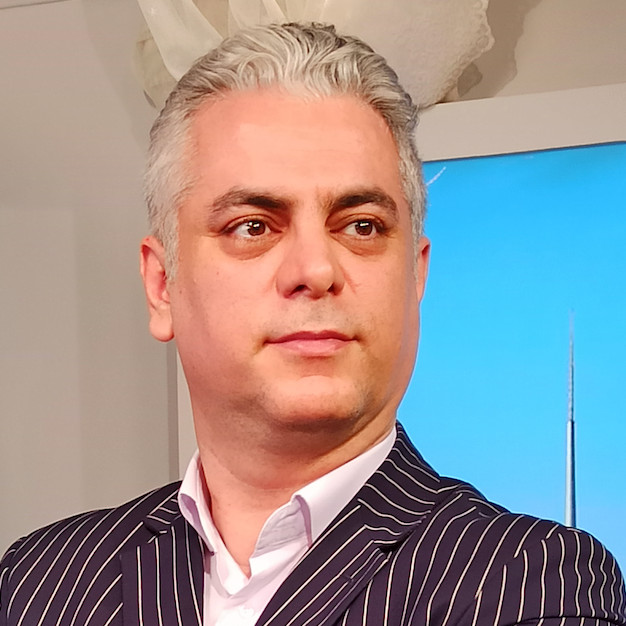 دکتر محمد احمدزاده