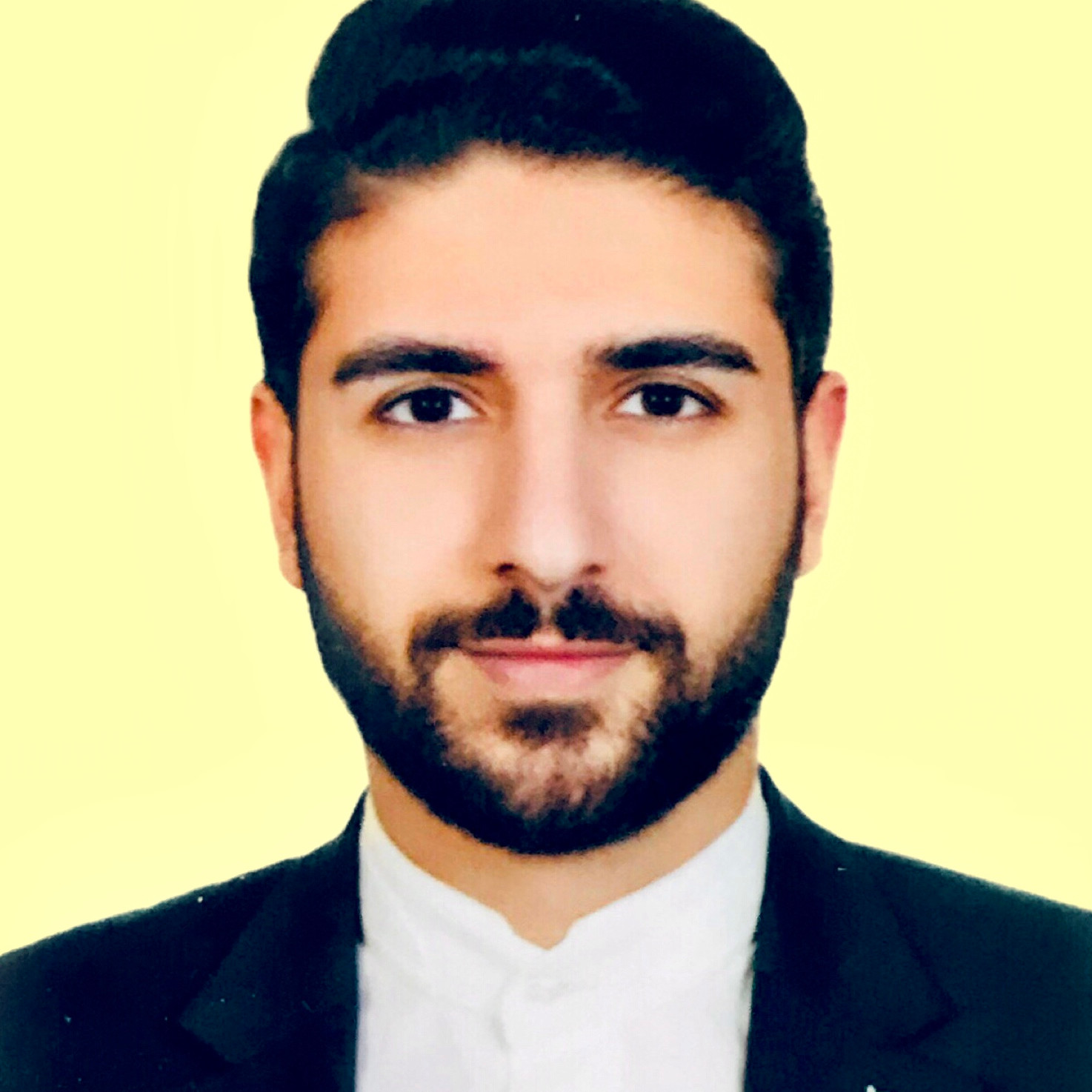 سید پویا اذان گوفرد