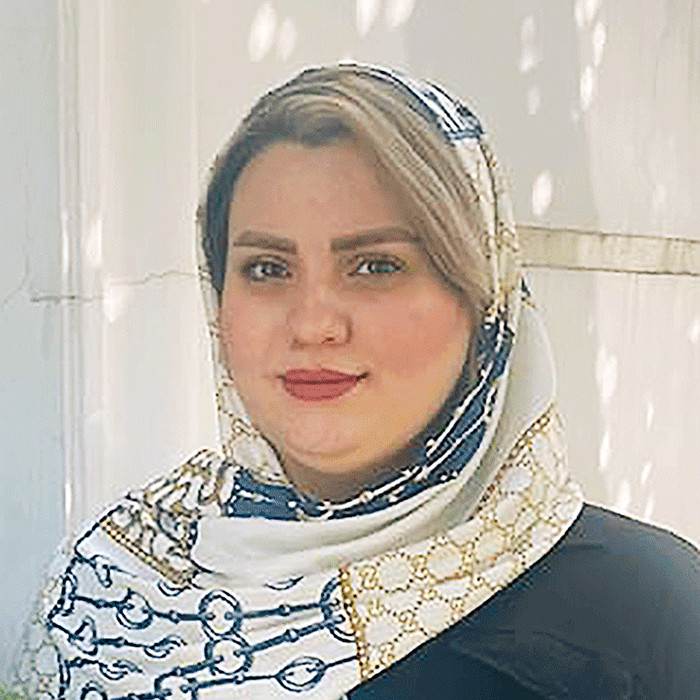 خانم لیلا فارغ