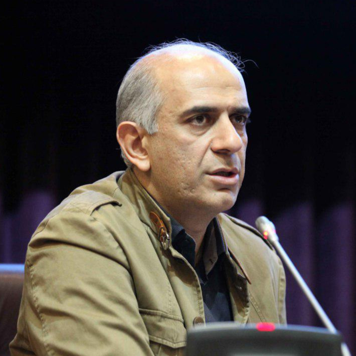 کوروش خسروی