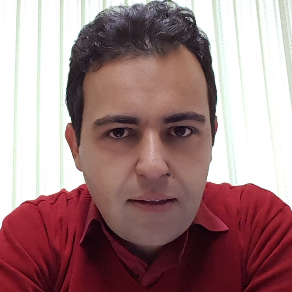 دکتر پیروز شمسی نژاد