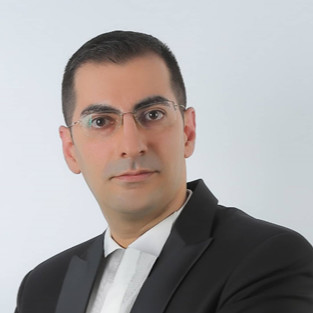 استاد سروش موئینی
