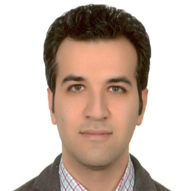 دکتر ابراهیم اکبرزاده