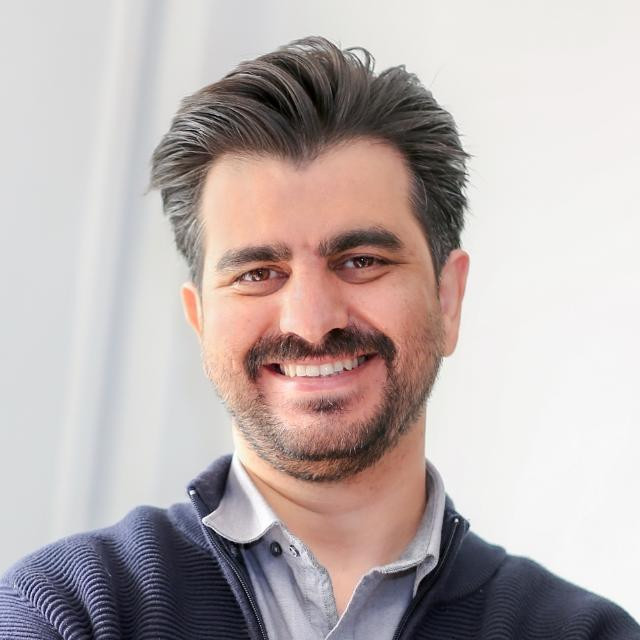 دکتر رضا مهدوی