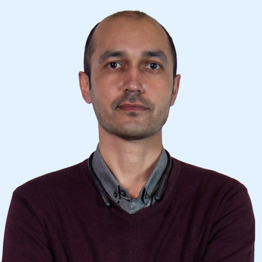 سیاوش تفضلی