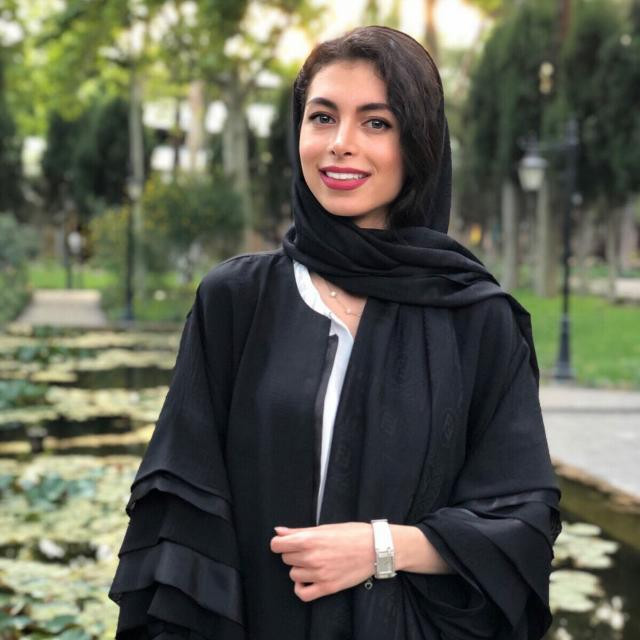 گلآرا شریعتزاده