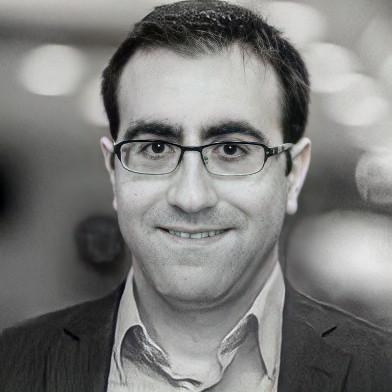 پوریا درنی همدانی