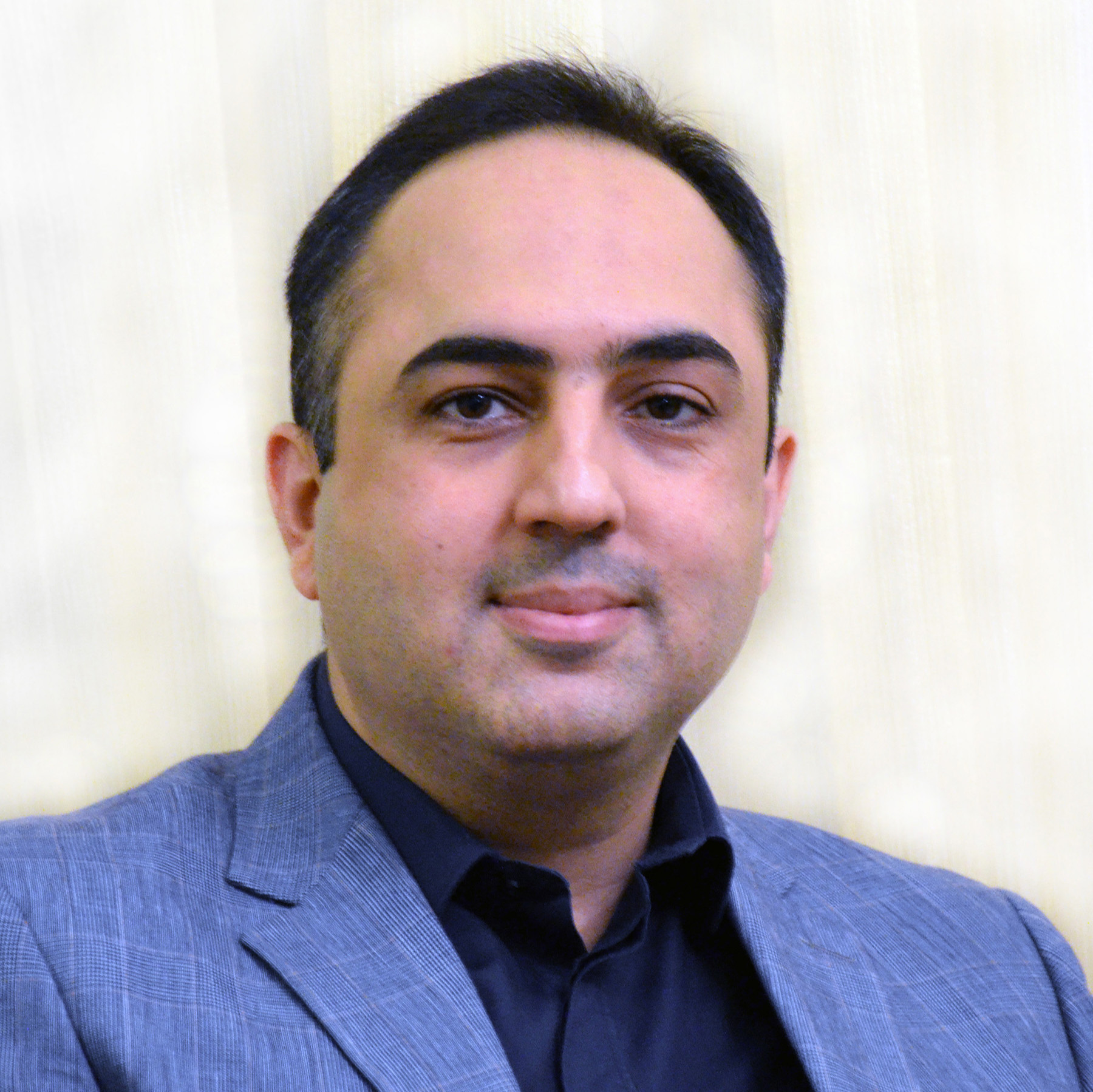 مهندس بابک ایزدی
