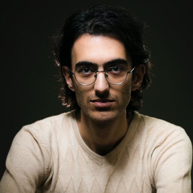 میلاد اصفهانی